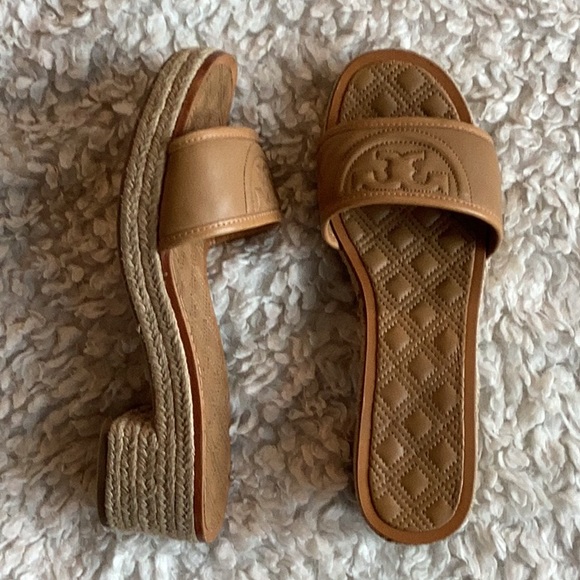 Tory Burch Fleming Low Heel Slide Espadrille Sandals, Size 9.5. - Picture 3 of 14